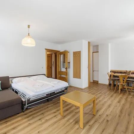 In With Mountain View * Mittersill